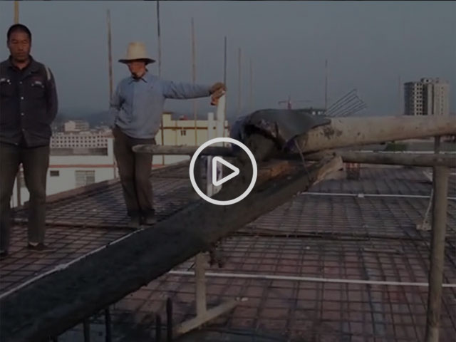 山東力源機械，車載式攪拌拖泵一體機現(xiàn)場施工視頻